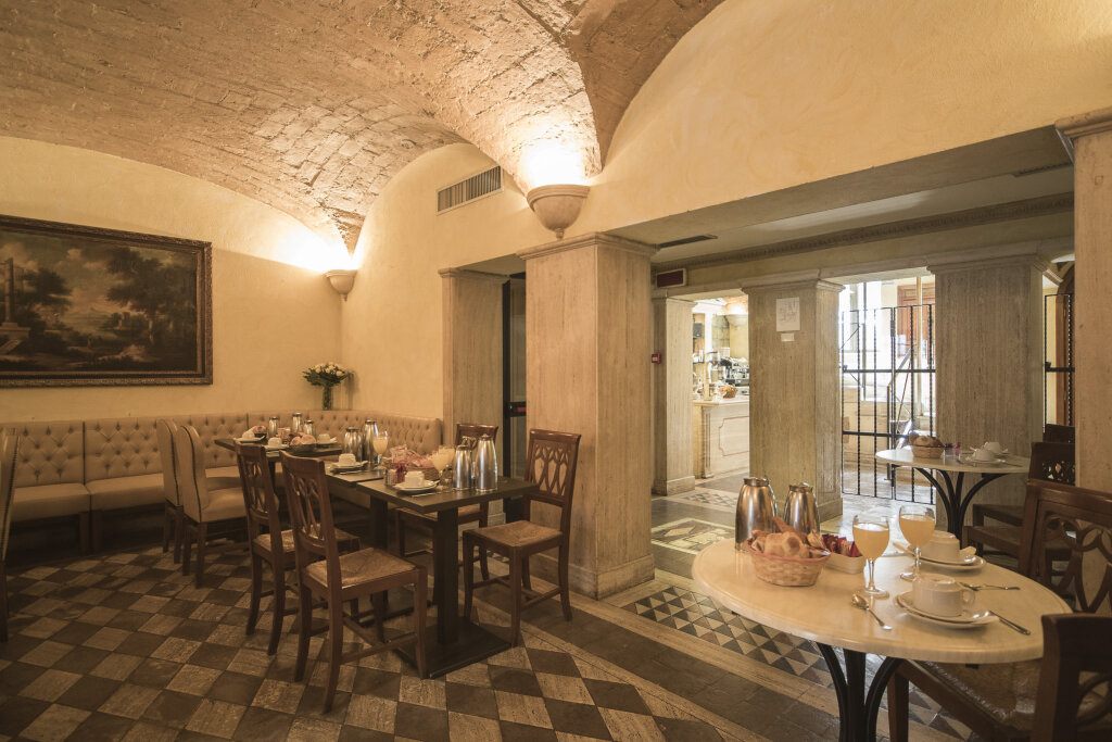 Hotel Donatello 13