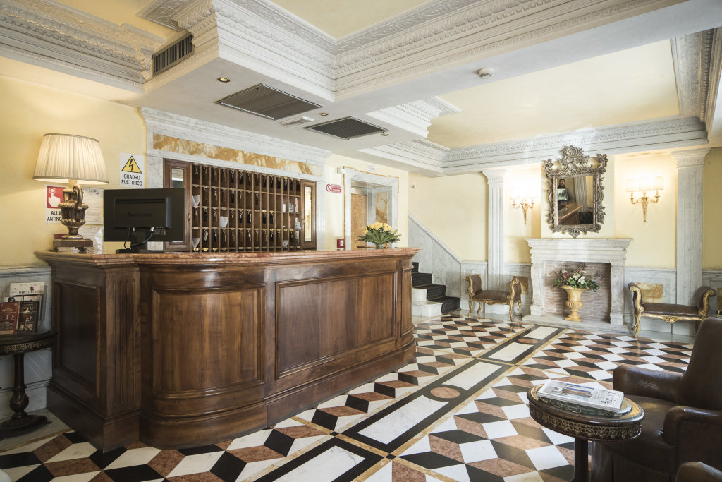 Hotel Donatello 24