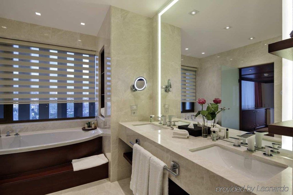 Hilton Istanbul Bosphorus 23