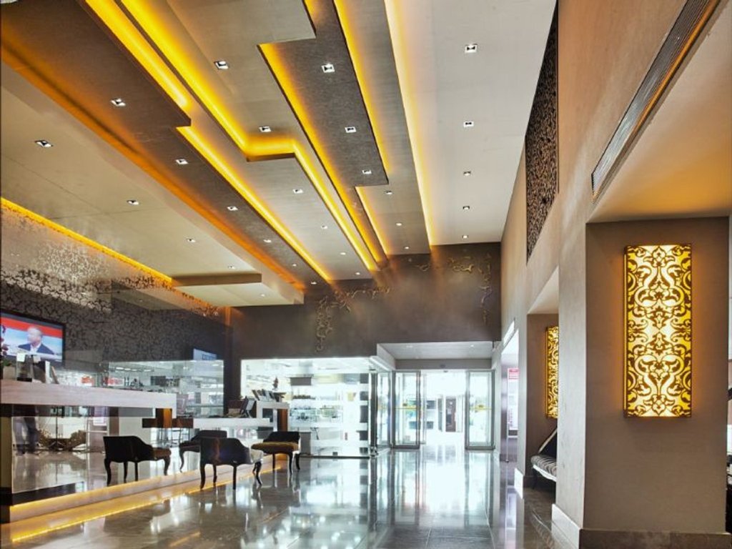 Carlton Hotel 22