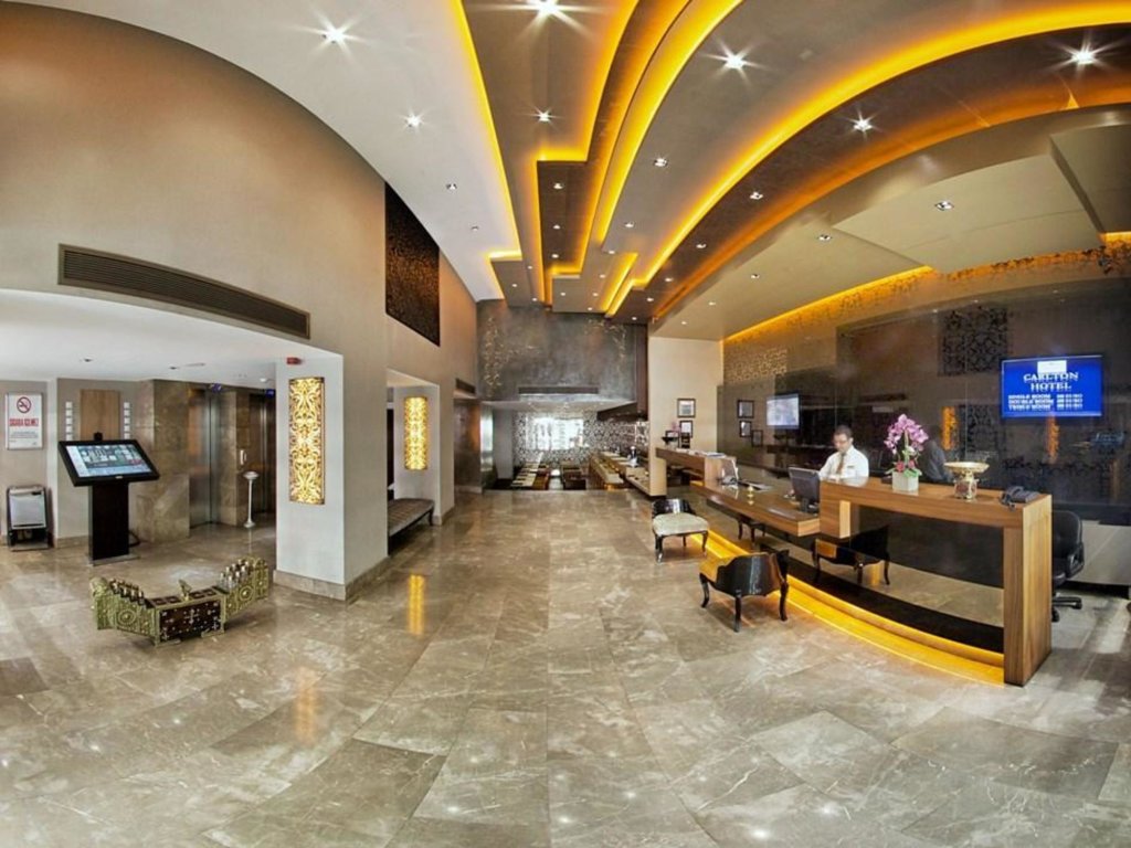 Carlton Hotel 23