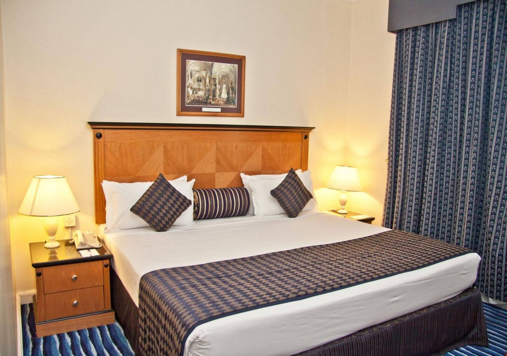 Regal Plaza Hotel 16