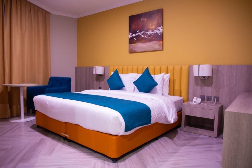 Regal Plaza Hotel 23