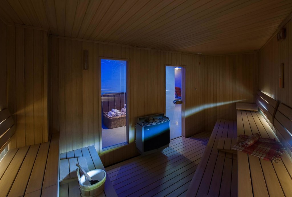 DoubleTree by Hilton Hotel Istanbul - Sirkeci 9