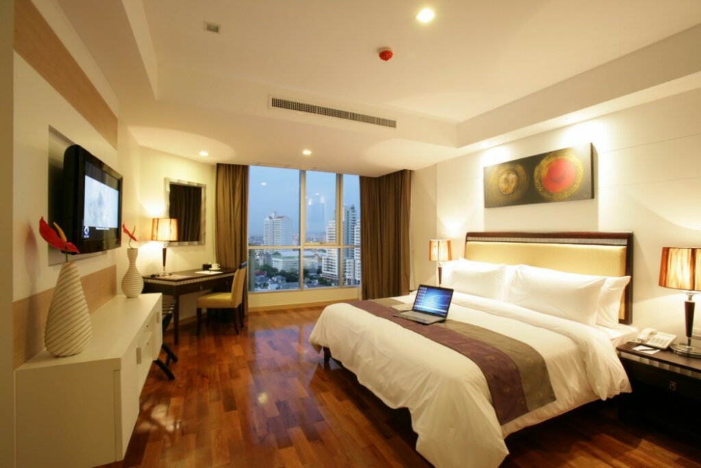Adelphi Grande Sukhumvit 10