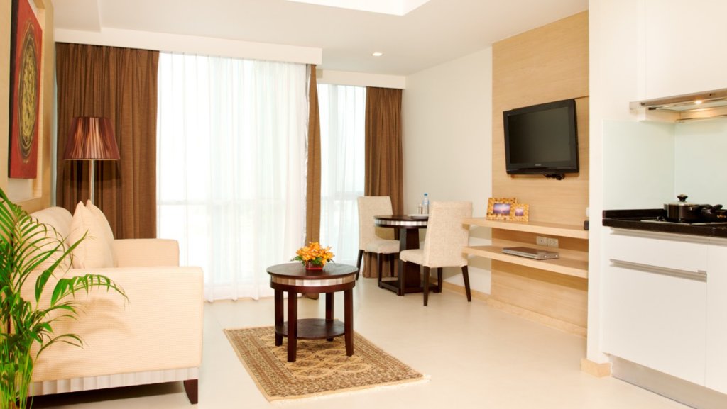 Adelphi Grande Sukhumvit 12