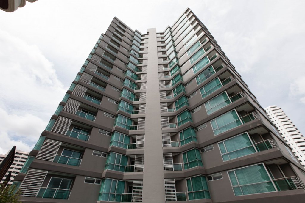 Adelphi Grande Sukhumvit 20