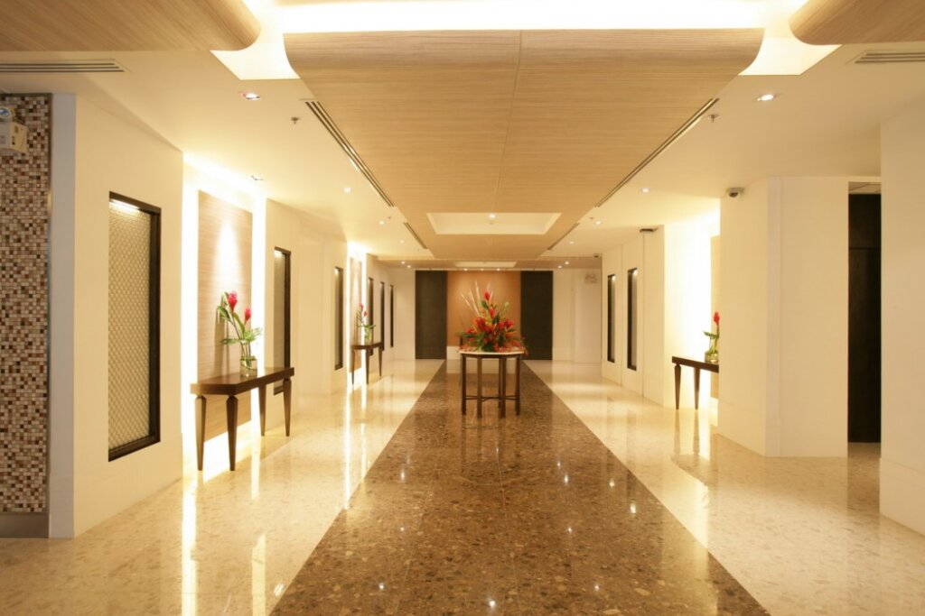 Adelphi Grande Sukhumvit 6