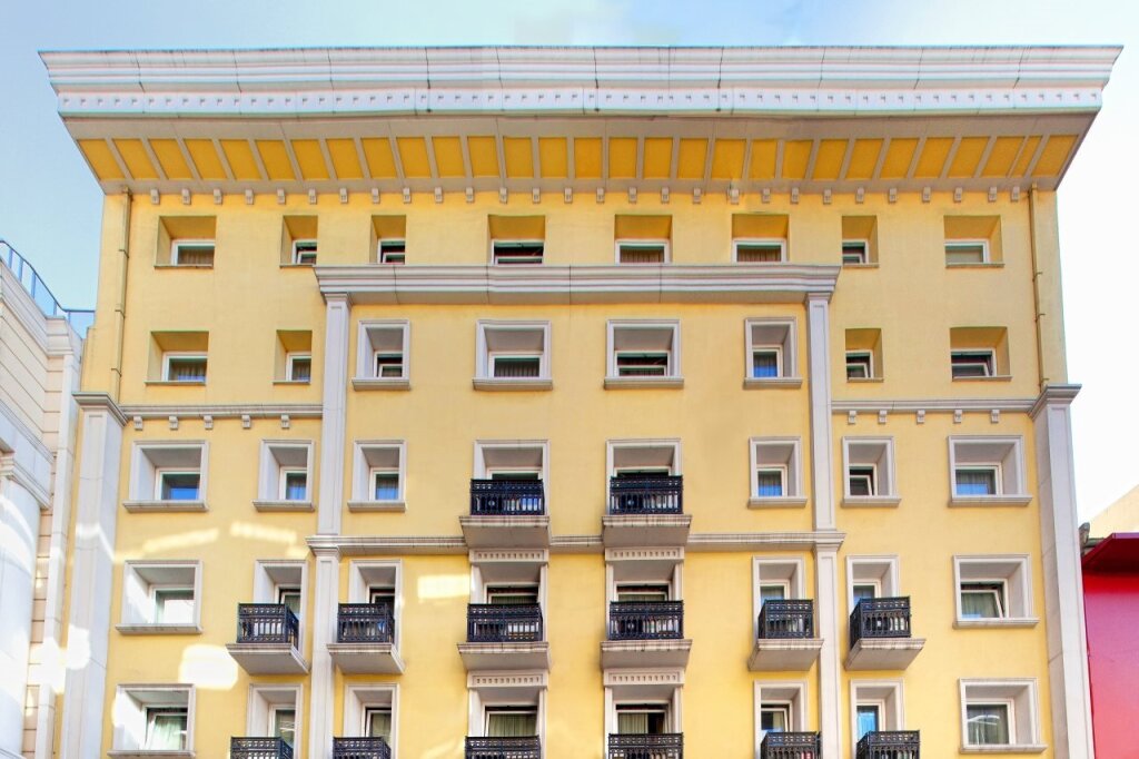 Oran Hotel 1
