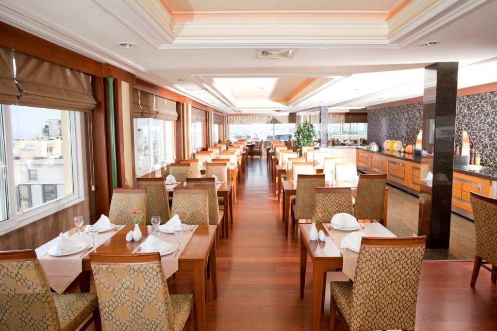 Oran Hotel 5