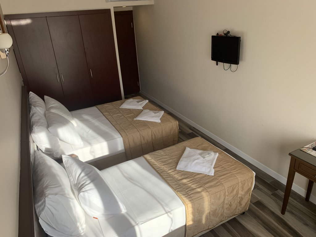 Kecik Hotel 8