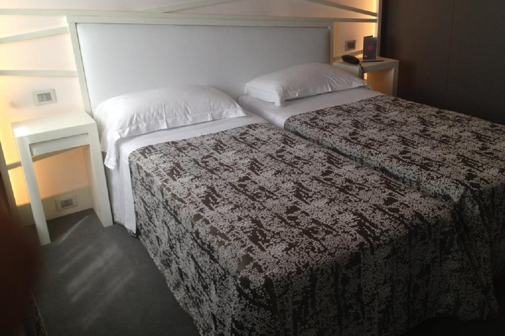 Moderno Hotel Roma 3