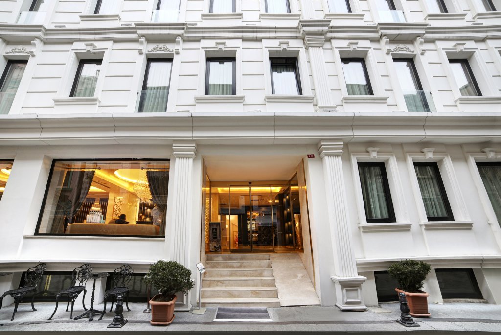 Great Fortune Hotel & SPA 1