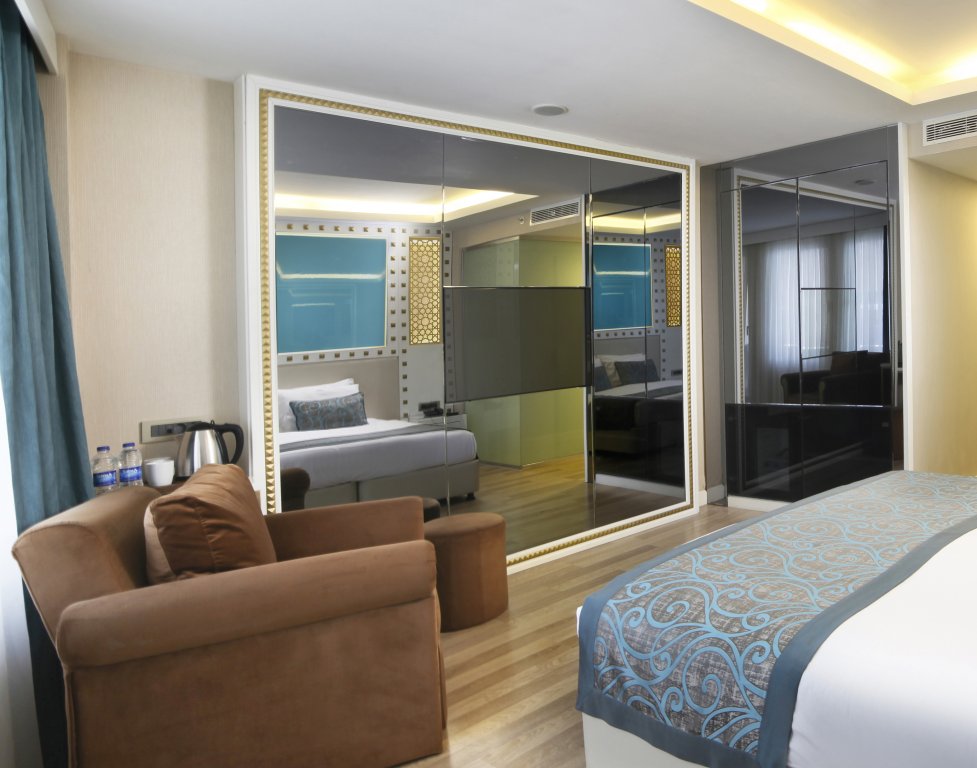 Great Fortune Hotel & SPA 13