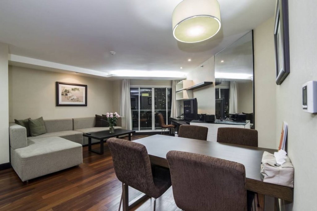 The Narathiwas Hotel & Residence Sathorn Bangkok 17