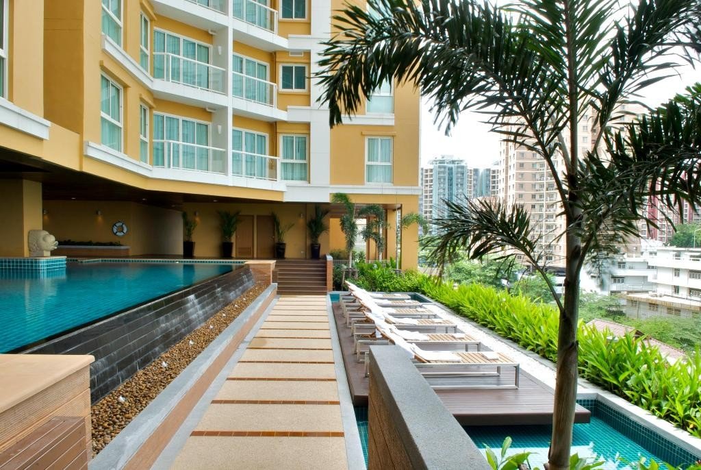 The Narathiwas Hotel & Residence Sathorn Bangkok 22