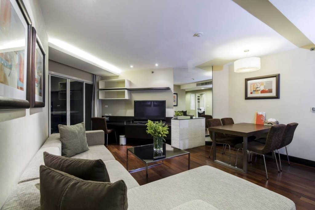 The Narathiwas Hotel & Residence Sathorn Bangkok 23
