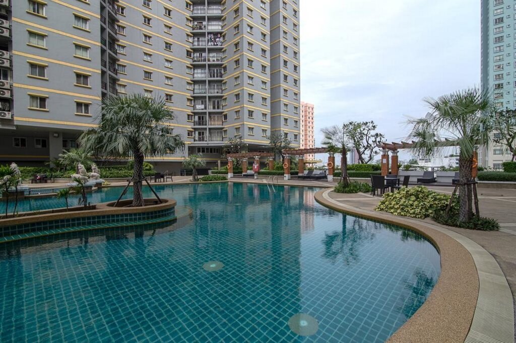 The Narathiwas Hotel & Residence Sathorn Bangkok 4