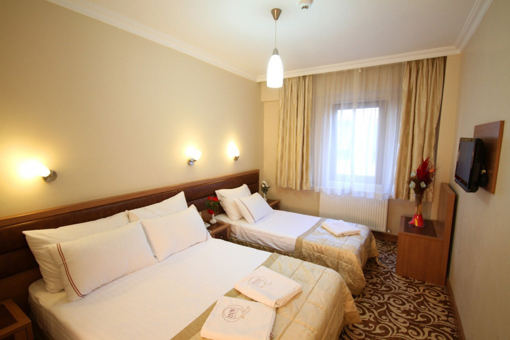 Q Hotel Old City 12